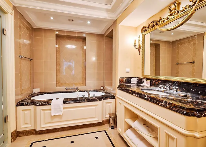 Фермонт Гранд Готель Київ